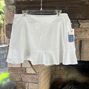 Tommy Bahama Golf a white Skort NWT XL